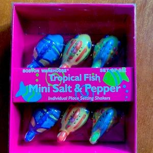 🐠 Tropical Fish 🐠 Mini Salt & Pepper Shakers